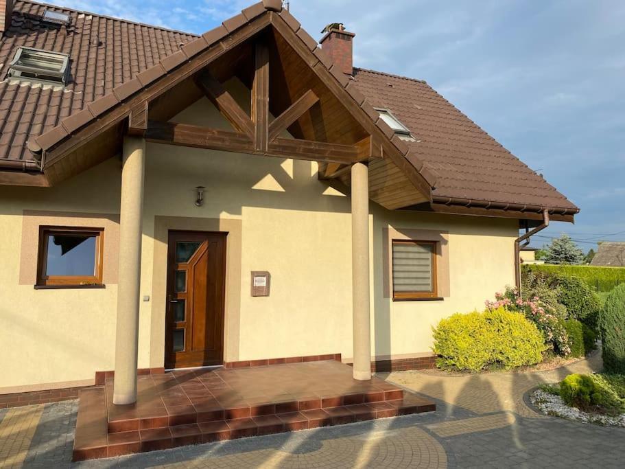 4 Bedroom Family House With Access To A Hot Tub Гочалковице-Здруй Экстерьер фото